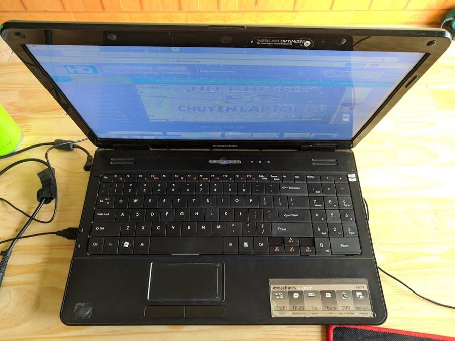 Laptop cũ ACER Emachines E627