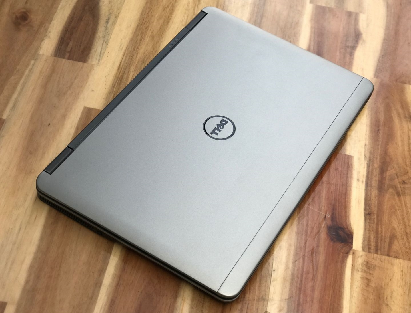 Bán Laptop dell latitude e7240 core i5