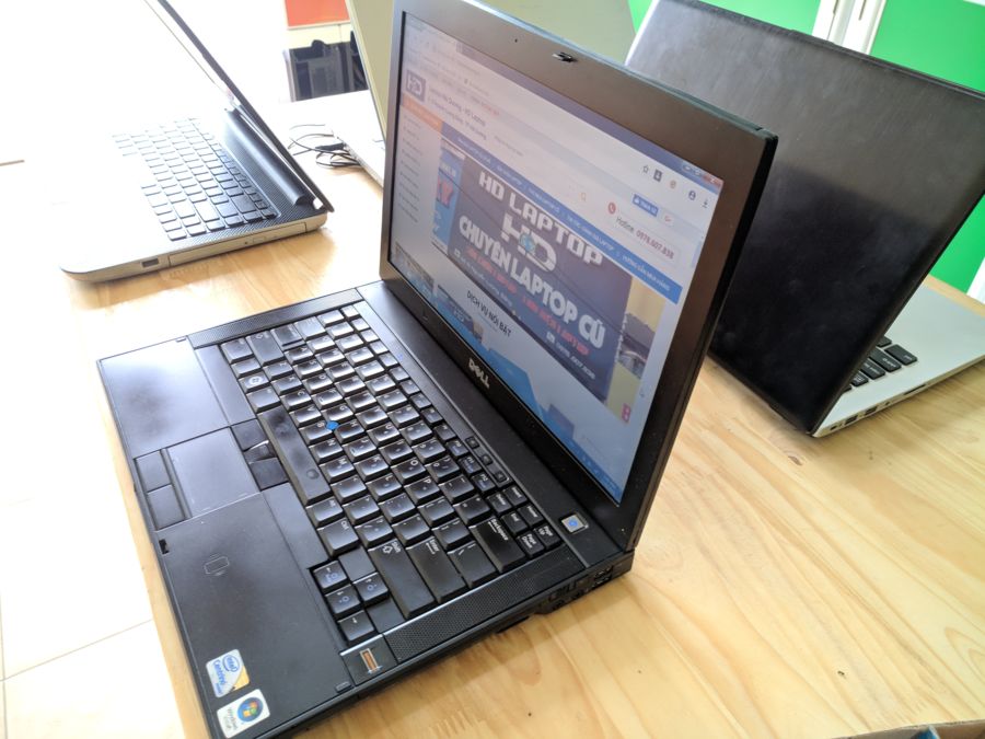 Laptop cũ Dell Latitude E6400