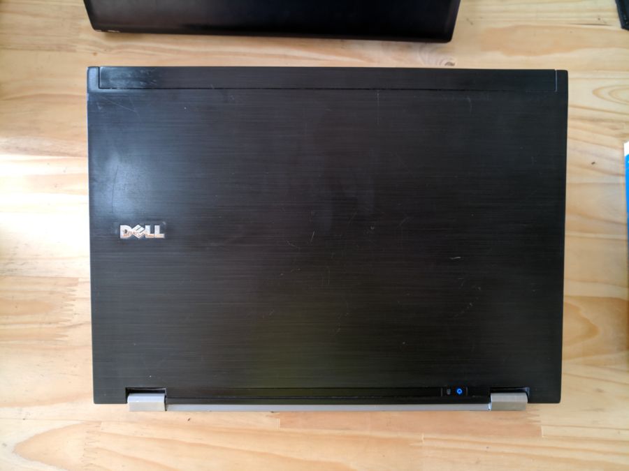 Laptop cũ Dell Latitude E6400