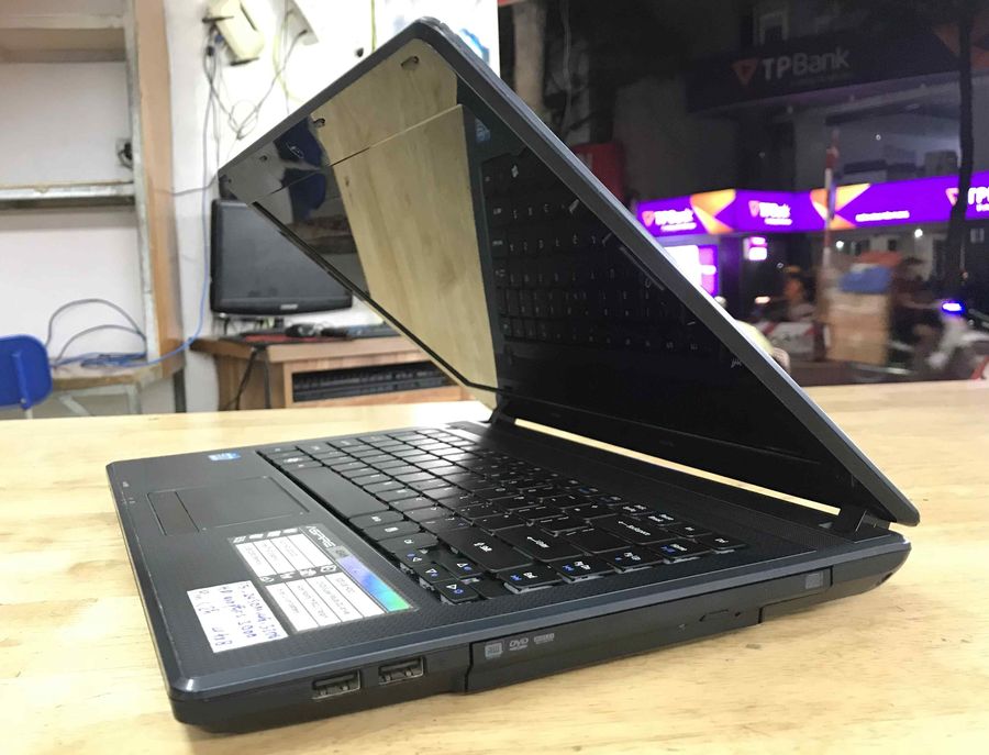 Laptop cũ Acer Aspire 4349