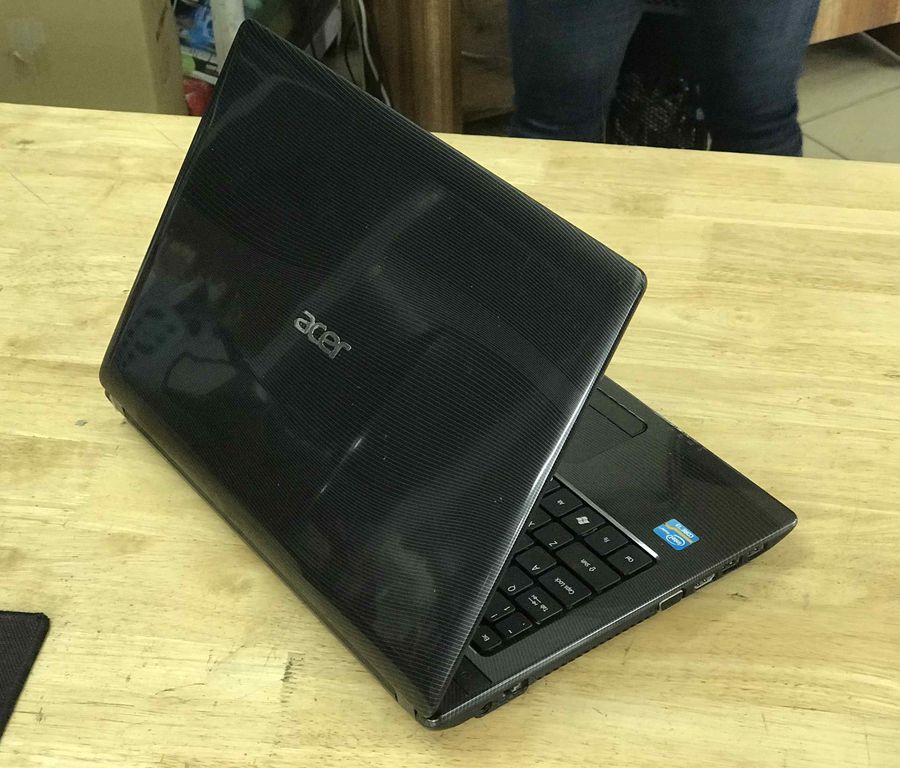 Laptop cũ Acer Aspire 4752