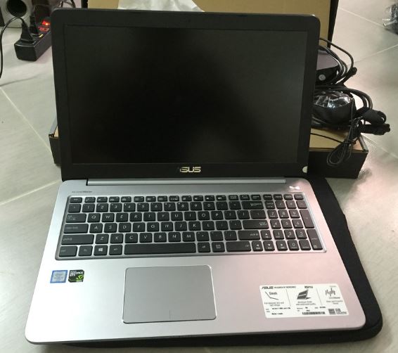 Laptop cũ Asus K501