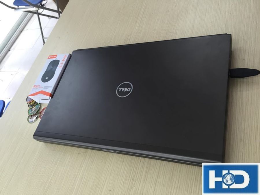 Laptop cũ Dell Precision M6700  i7, RAM 8GB