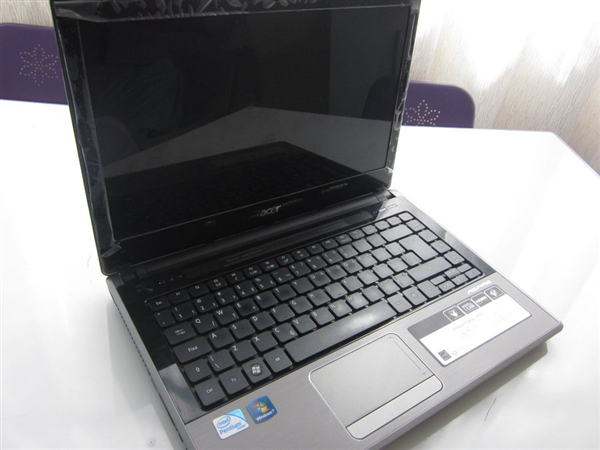 Laptop cũ ACER 4745